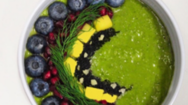 Iron Infused Green Smoothie Bowl