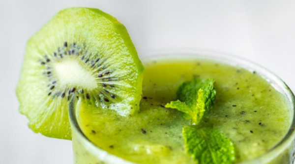 Iron Infused Kiwi Smoothie